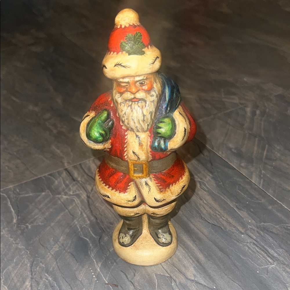 Vintage 1993 Vaillancourt Santa